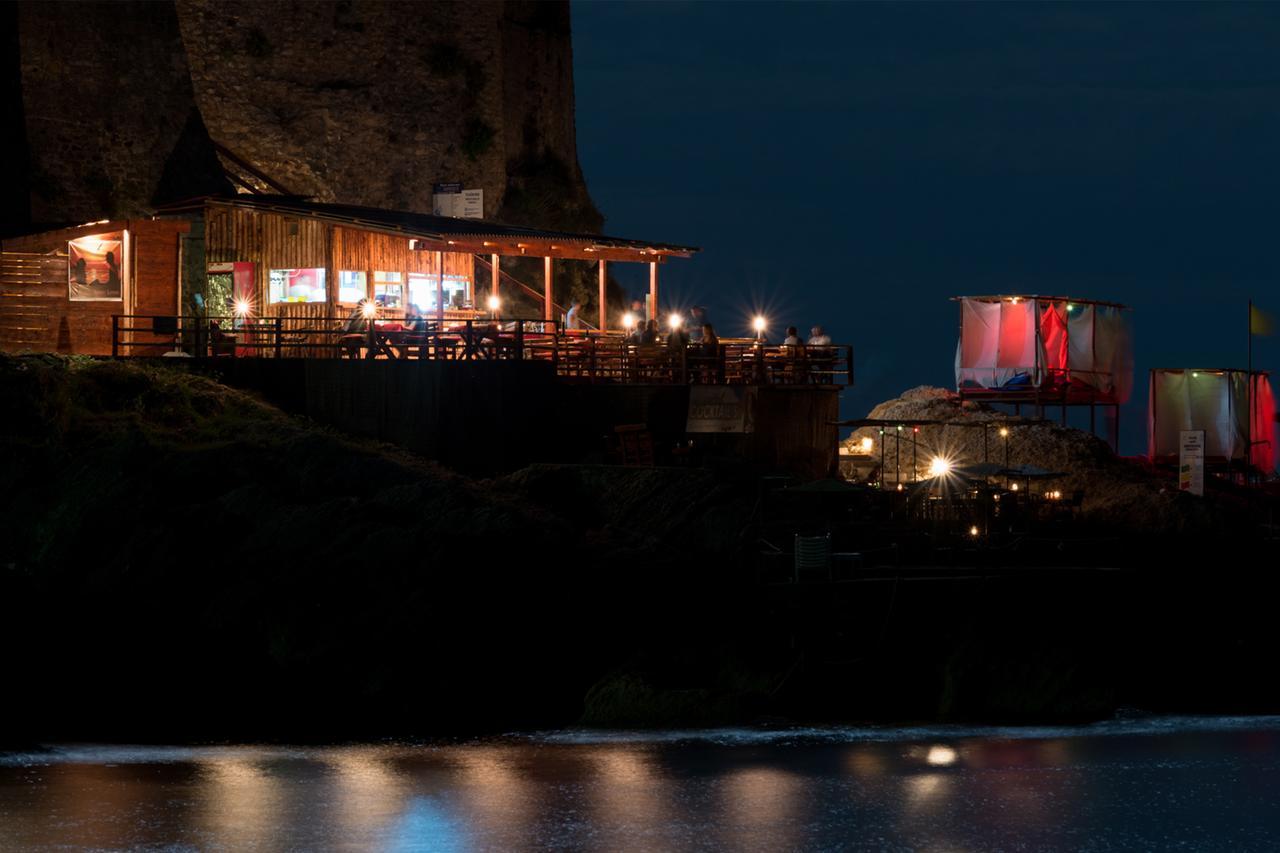 Sunset Old Town Bed and Breakfast Ulcinj Esterno foto