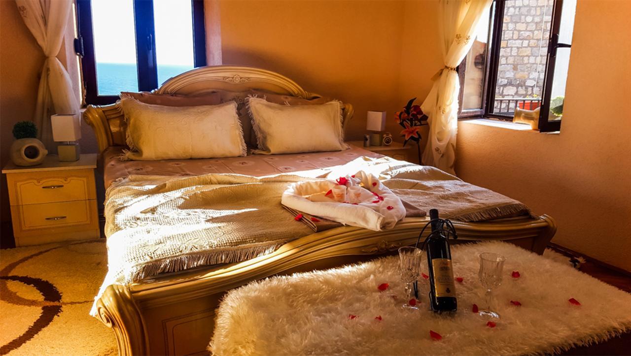 Bed and Breakfast Sunset Old Town Ulcinj Esterno foto