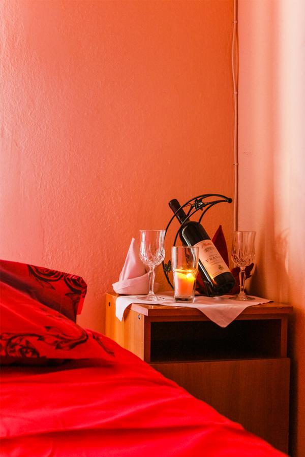 Bed and Breakfast Sunset Old Town Ulcinj Esterno foto