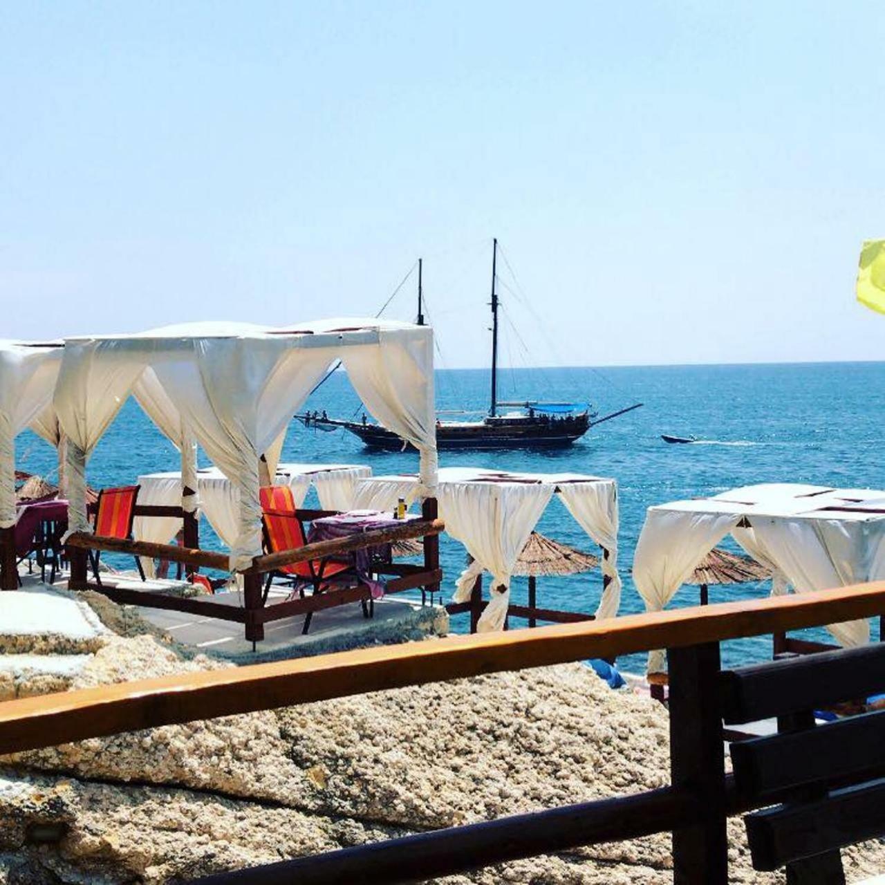 Bed and Breakfast Sunset Old Town Ulcinj Esterno foto